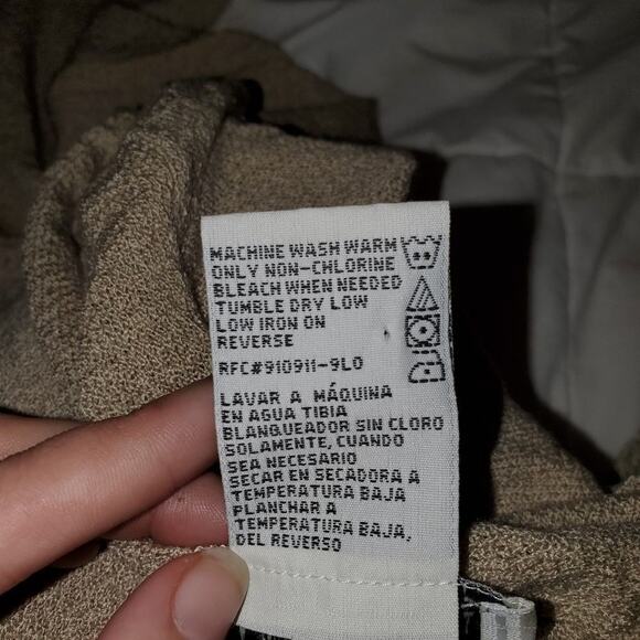 White stag women's medium cardigan. The color is labeled as brown stone. - Picture 8 of 8